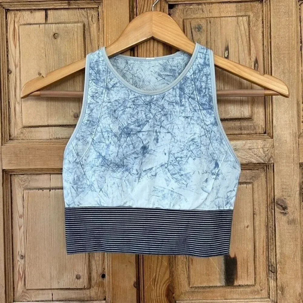 Lululemon Women's Size 6 Ebb to Train Sports‎ Bra Blue White Tie Dye Racerback